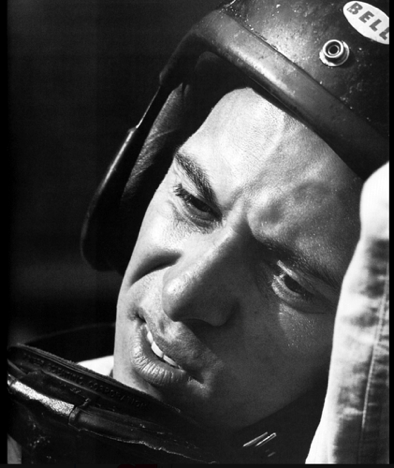 Jolie photo dans son cockpit !
© Inconnu Jolie photo dans son cockpit !
© Inconnu